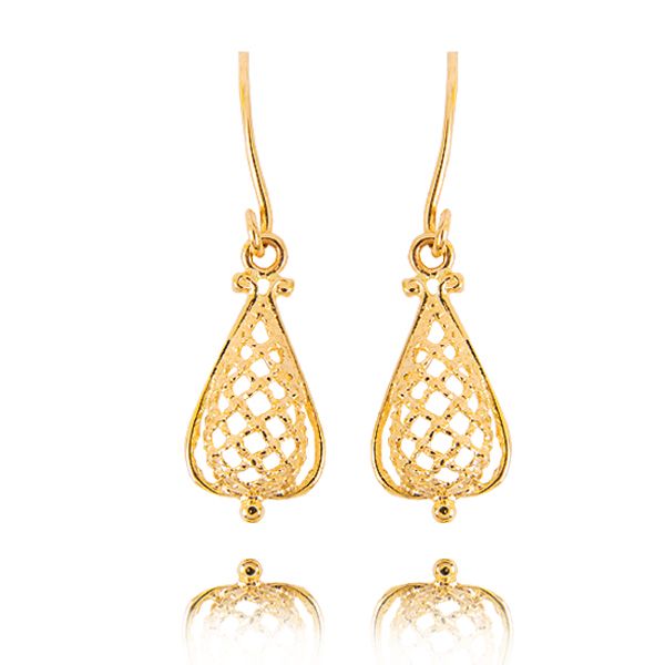 Uniwersalne kolczyki złote o eleganckim wykończeniu.