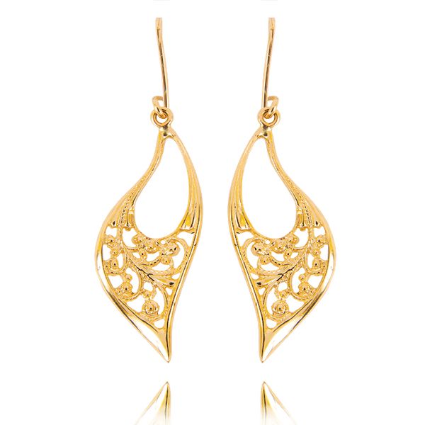 Stylowe kolczyki wykonane z wysokiej jakości złota.