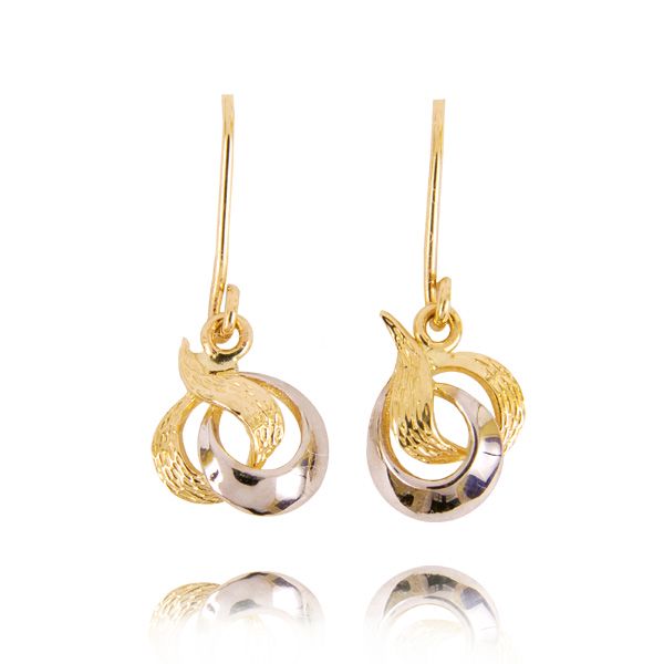 Kobieca biżuteria podkreślająca naturalny blask kamieni.