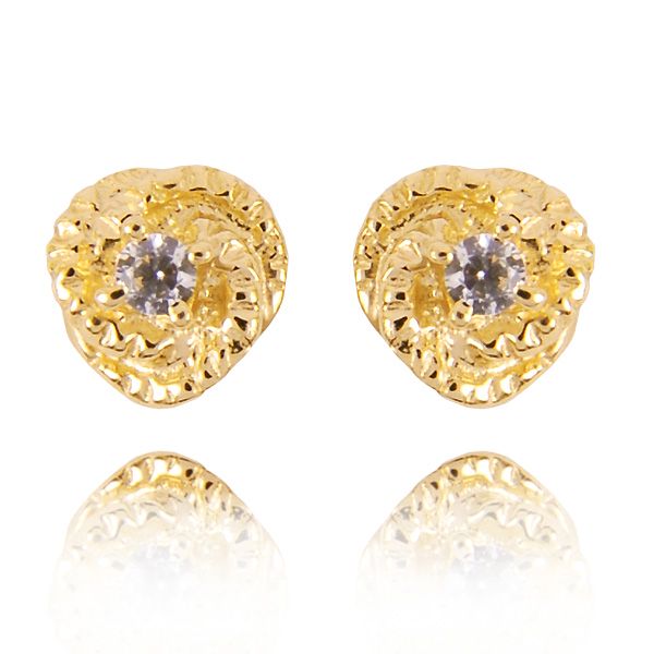 Delikatne kolczyki idealne do codziennej i wieczorowej stylizacji.