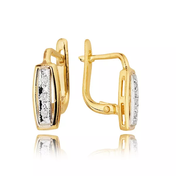 Uniwersalne kolczyki złote o eleganckim wykończeniu.