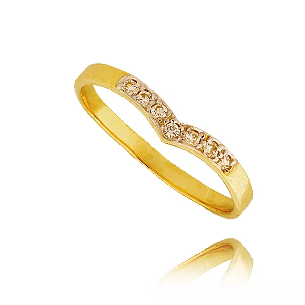 Delikatny pierścionek wykonany z wysokiej jakości złota.