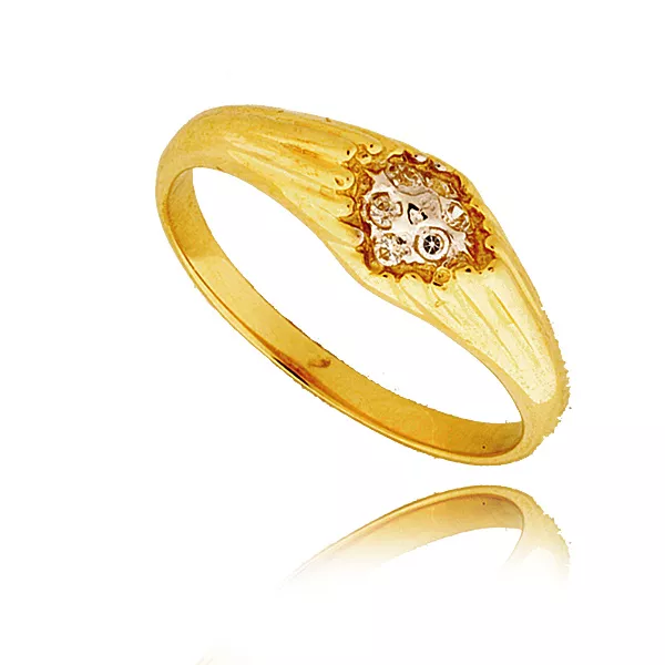 Klasyczny pierścionek idealny na każdą okazję.