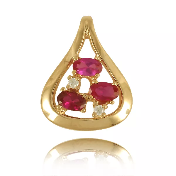 Wisiorek złoty w minimalistycznej odsłonie.